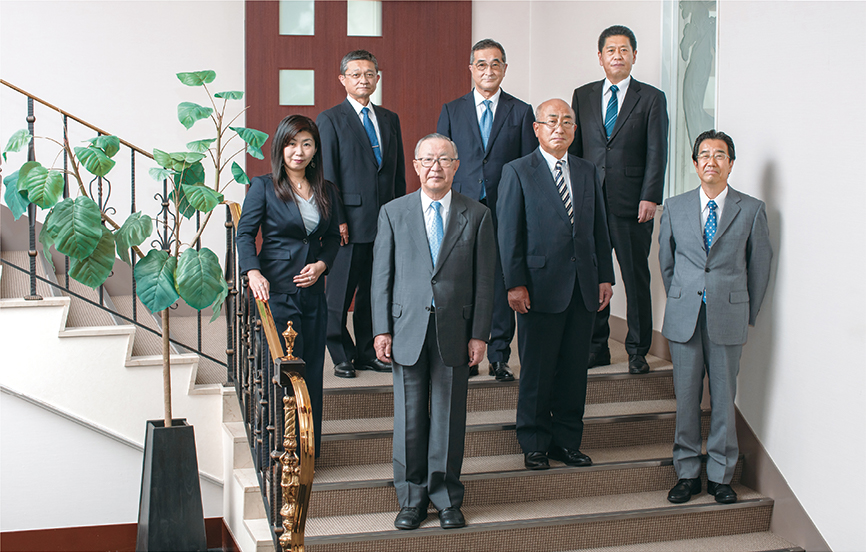 First row, from left: Agasa Naito, Sadayoshi Fujishige, Hiroshi Kagechika, Yasuharu Nakajima. Second row, from left: Toyoshi Nishizaka, Yuichi Tsuji, Kazuhiko Igarashi